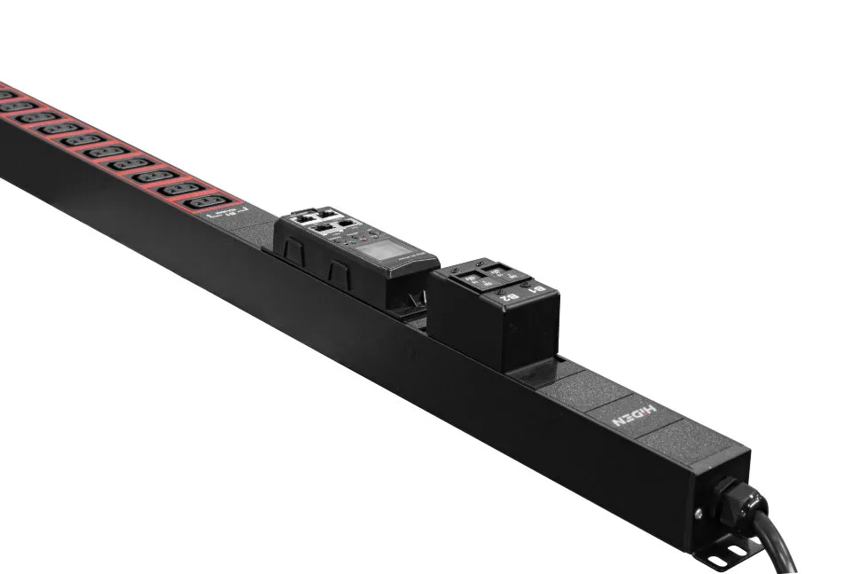 Блок розеток HIDEN EXPERT однофазный, вертикальный, 20 розеток IEC C13, 4 розетки IEC C19, 32А, авт. выкл., мониторинг/измерение, кабель питания 3м вилка IEC 60309 32А (2P+E), возможность установки в лоток Zero-U, корпус алюминий,
